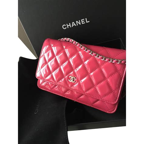 chanel v pink wallet on chain|chanel pink wallet price.